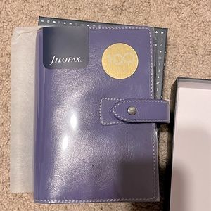 Filofax Standard Malden Planner in Iris - a beautiful purple!